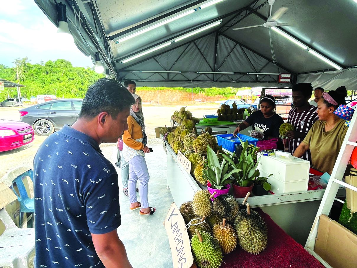 Gerai Durian Bangunkan Ekonomi Tempatan - Agrimag